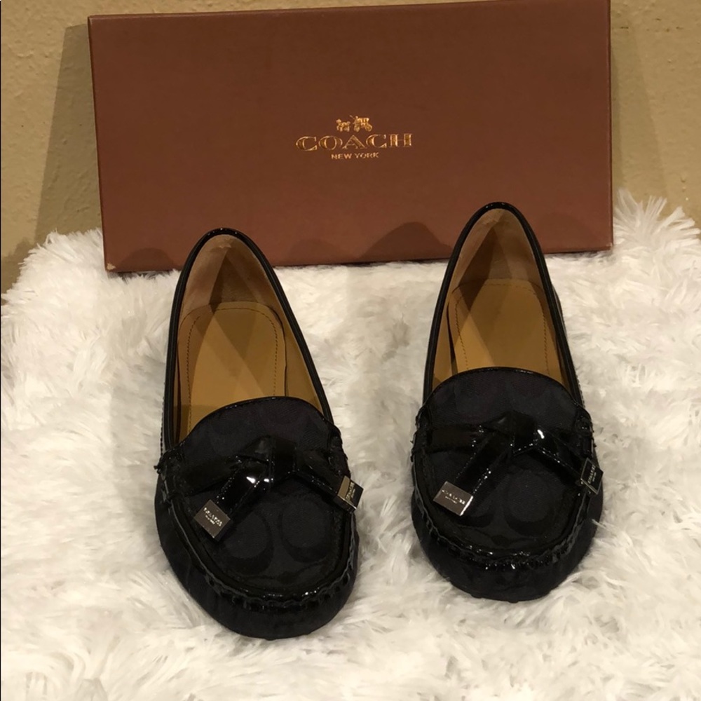 Coach flats